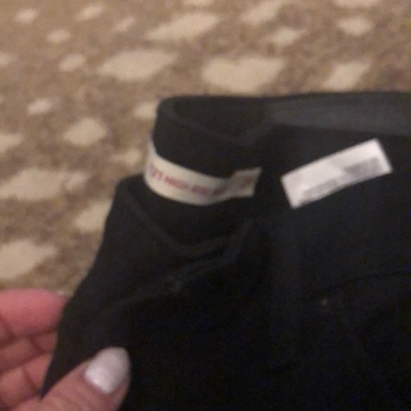 Levi's Women's 721 High-Rise Skinny Jeans - Picture 2 of 6